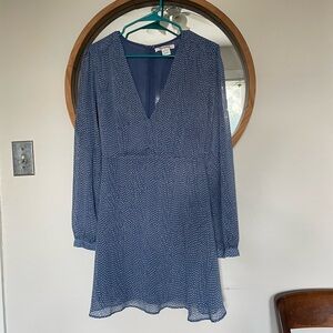 Long sleeve mini dress - US 10. Deep V-neck - blue with white dots